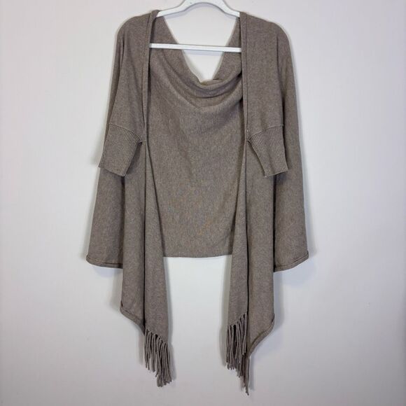 Mersea Light Brown Fringe Bottom Short Sleeve Sweater - Picture 1 of 9